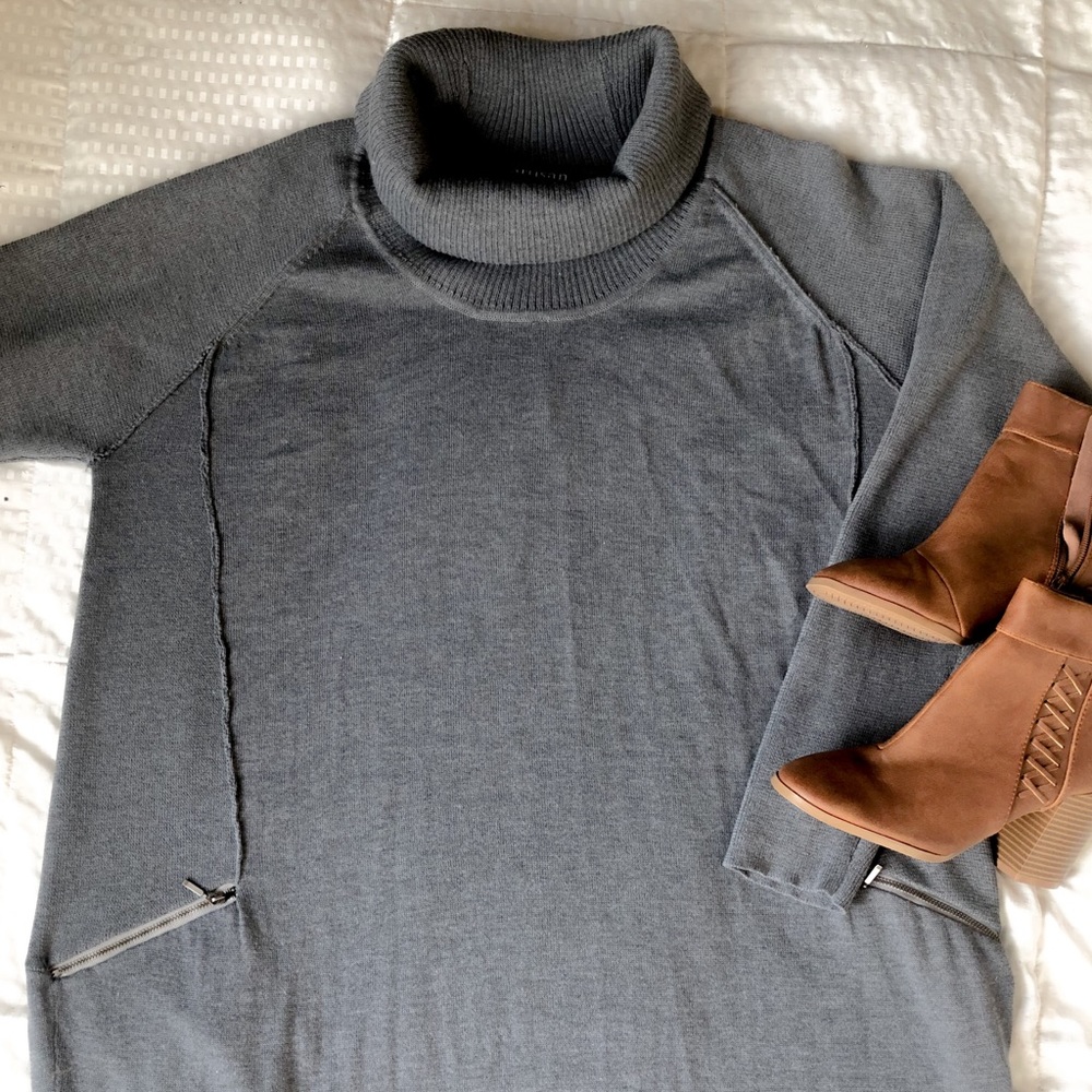 Plus sized Gray knitted sweater dress